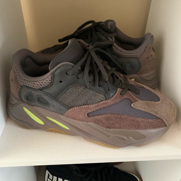 yeezy 70 mauve